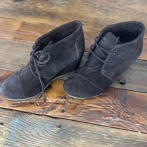 TOMS Suede Wedges